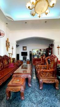 Gấp bán nhà biệt thự phường Nhiêu Lộc (Quận 3) TPHCM,hẻm xe ô tô, giá rẻ, dòng tiền tốt