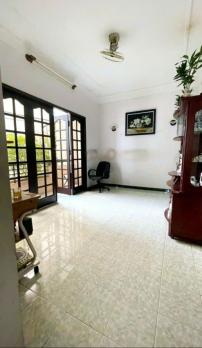 Gấp bán nhà biệt thự phường Nhiêu Lộc (Quận 3) TPHCM,hẻm xe ô tô, giá rẻ, dòng tiền tốt