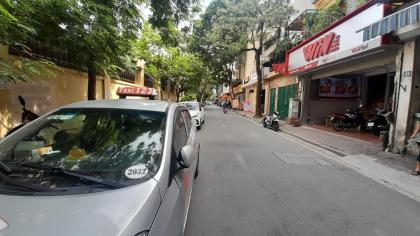 Bán Nhà Mặt Phố Quận Cầu Giấy 255m2-9T MT11m Vỉa Hè 2 THOÁNG 132 Tỷ Phùng Chí Kiên.