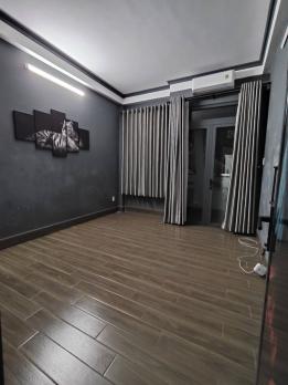 Nhà HXH Đường Phan Văn Trị Quận Bình Thạnh Phường 11.