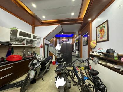 Bán nhà Mỹ Đình mới đẹp ô tô đỗ gần nội thất đầy đủ dt 36m 5t mt 5,5m giá 6,15 tỷ