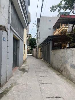 Trần cung nhà 40m2, 4 tầng 2 thoáng 4Mx10M giá 6,15 tỷ ,nỡ hậu