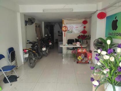 Bán nhà mặt phố Vũ Tông Phan 64m2x4T, 5m MT, Giá 2X tỷ nhỏ, Kinh doanh