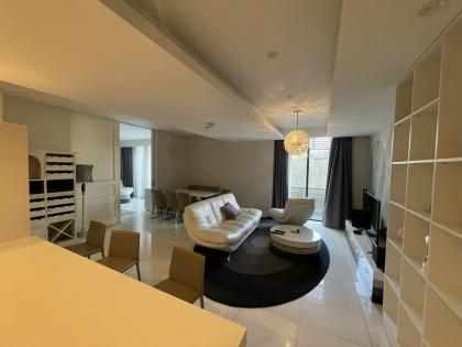 ????️ CHO THUÊ CĂN HỘ AVALON SAIGON – QUẬN 1 ???? Nguyễn Thị Minh Khai, P. Bến Nghé •	???? 103m² – ????️ 1PN – ???? 2WC •