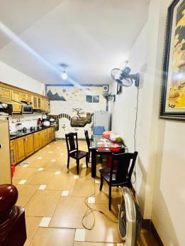 Bán nhà Phan Kế Bính, Ba Đình, nhà đẹp 42m2, 5 tầng, thoáng trước sau