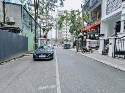 Cho thuê LK 201 Nguyễn Tuân 100m x 5 tầng 1 hầm thông sàn ĐẸP chỉ 45tr 0903409888
