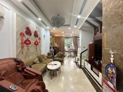 Giảm sốc 2 tỷ! Bán Nhà Liền Kề Hạ Đình, Thanh Xuân 110m, 6T, TM, có hầm, Ô tô, KDVP, ở sướng, Giá