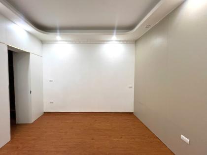 Bán nhà ngõ 604 Ngọc Thụy, diện tích 44m x 5 tầng, mặt tiền 4m, giá 8.3 tỷ