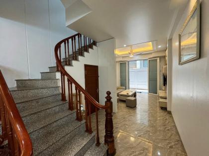 Bán nhà Ngõ 472 Ngọc Thụy 43m x 4 tầng, mặt tiền3.7, giá 7.1 tỷ ( có thương lương)