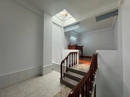Bán nhà Ngõ 472 Ngọc Thụy 43m x 4 tầng, mặt tiền3.7, giá 7.1 tỷ ( có thương lương)