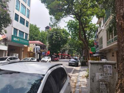 Bán Nhà Mặt Phố Quận 2 Bà Trưng 210m2-4T MT7m Vỉa Hè 1 SỔ 1 CHỦ 152 Tỷ Ngô Thị Nhậm.