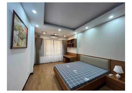 Bán  nhanh nhà Nam Trung Yên Cầu Giấy ngõ thông thoáng S42m giá 9xxx tỷ
