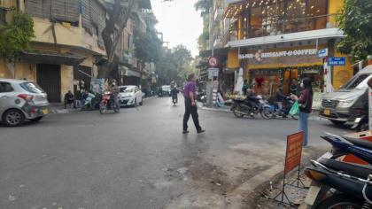 Bán Nhà Mặt Phố Quận Hoàn Kiếm 98m2-6T MT6m 2 Mặt Phố 1 Sổ 1 Chủ 56 Tỷ Thuốc Bắc.
