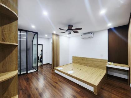 BÁN NHÀ VĂN LA - HÀ ĐÔNG, OTO ĐỖ CỬA, 11 T