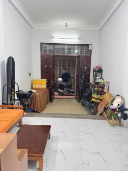 Bán nhà 34m 5T  Bồ Đề, Long Biên , oto ,KD, giá 7,1ty.