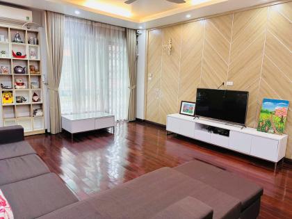 Cho thuê nhà KĐT Văn Quán 90m x 5 tầng FULL nội thất 25 triệu 0903409888