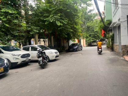 Bán Nhà P/Lô Ô Tô Tránh Quận Tây Hồ 175m2-7T MT9m Dòng Tiền 1,4 Tỷ/Năm 64 Tỷ Xuân Diệu.