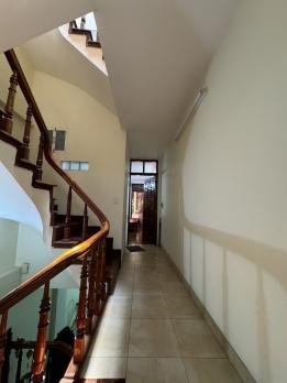 Bán nhà đường Nguyễn Chí Thanh, Đống Đa, ngõ thông, phân lô ô tô tránh