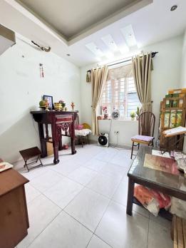 Nhà Đường Cống Quỳnh Nguyễn Cư Trinh Quận 1.