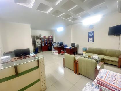 96m2  3  tầng 5.5 x 17.4 Giảm chào còn 19,6 tỷ đường Mê Linh Phường 19 Bình Thạnh