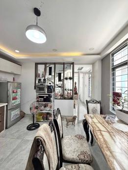 Khu VIP Hoàng Hoa Thám 5 TẦNG  4 X13M  13 Tỷ Phường 6 Bình Thạnh