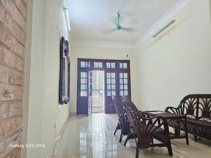 Bán gấp nhà đường Nguyễn Xiển, Thanh Xuân, 2 mặt ngõ ô tô tránh, kinh doanh