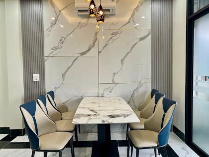 BÁN NHÀ MẶT PHỐ PHÚ LA – HÀ ĐÔNG, THANG MÁY, KINH DOANH ĐỈNH – 77M² – GIÁ 23.X TỶ