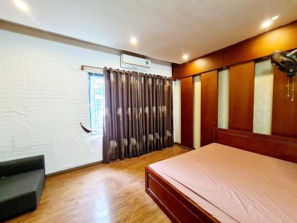 CỰC HIẾM-Phân Lô Ô tô tránh Ngõ 28 Nguyên Hồng 45/60, 6Tầng, MT 5m 32.8 Tỷ,KD đỉnh