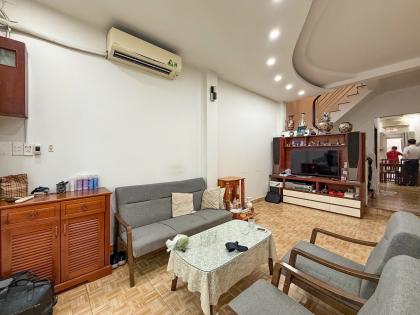 HÀNG XÓM BÌNH THẠNH - NGUYÊN HỒNG P1 GÒ VẤP - HXH 2 CĂN RA MẶT TIỀN - 74m2 - 3 TẦNG CÓ SÂN THƯỢNG - 3 PN - 6,8TY