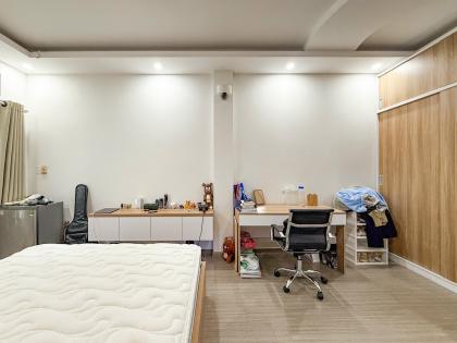HÀNG XÓM BÌNH THẠNH - NGUYÊN HỒNG P1 GÒ VẤP - HXH 2 CĂN RA MẶT TIỀN - 74m2 - 3 TẦNG CÓ SÂN THƯỢNG - 3 PN - 6,8TY