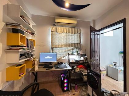 NGAY ĐẠI HỌC GTVT - ĐƯỜNG D2, P25 BÌNH THẠNH  - 5 TẦNG - HẺM ÔTÔ TRÁNH - 50M²-9.8TY