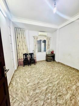 ????Phố Phan Kế Bính- Ba Đình- Nhà đẹp dân xây-Dt 40m2 - Giá 8.35 Tỷ