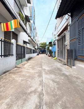 NHÀ ĐẸP 3 tầng Hương Lộ 2 BT 50m2 HXH 6m thông chỉ 3 tỷ nhỉnh nhỉnh.