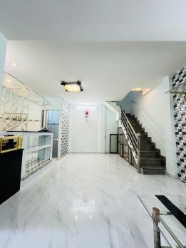 ????33M2 - 2pn 2wc, sát hẻm xe tải Lê Quang Định, BT chỉ 4ty650