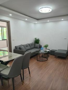 Bán căn hộ tập thể Minh Khai, Hai Bà Trưng, nhà mới ở luôn, ô tô đỗ chân cầu thang