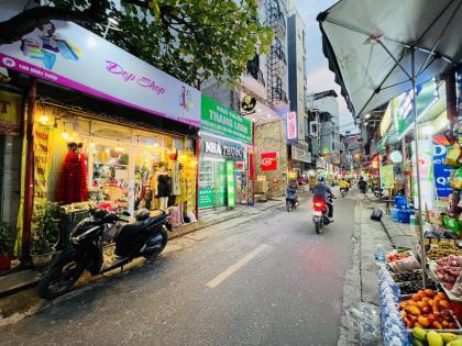 Bán nhà Mặt Phố Đình Thôn 100m/ 9Tầng, Mặt tiền 4.5m 37 Tỷ, Cho thuê 100Tr/Tháng