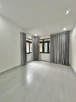 Nhà Đường Bùi Viện Quận 1 Phường Phạm Ngũ Lão.