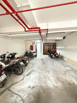 TÒA NHÀ CHDV NGANG 6M – HẦM – THANG MÁY – PCCC DOANH THU 70TR/TH