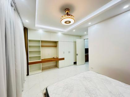 Ô tô Phân lô Thang máy Hoàng Quốc Việt 60m 6T, MT 5m, nhỉnh 25 tỷ