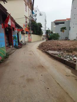 Thổ cư trục chính KD tốt trung tâm xã Di Trạch