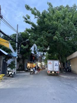 **Bán nhà HXH Thiên Phước, phường 9, Tân BÌnh (6x11) 3 tầng, nhà thờ hầm