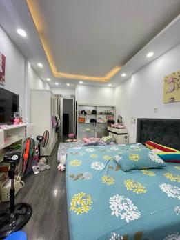 HOT! Bán Nhà Đẹp 4 Tầng Xe Hơi Thông Nguyễn Thị Minh Khai, 45m2, 8 Tỷ
