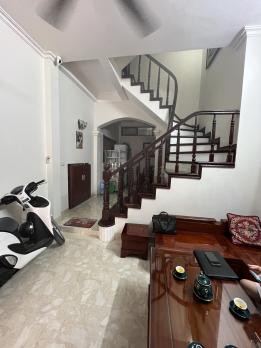 Bán nhà đường Bùi Xương Trạch, Thanh Xuân, nhà dân xây, ngõ rộng, gần ô tô