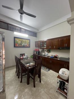 Bán nhà đường Bùi Xương Trạch, Thanh Xuân, nhà dân xây, ngõ rộng, gần ô tô