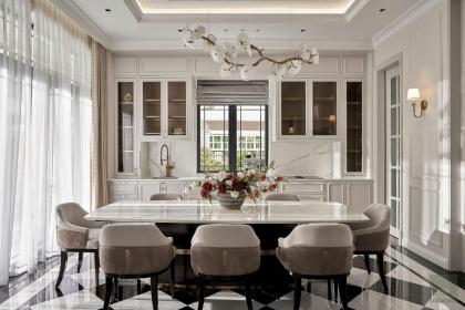 Biệt thự Làng việt kiều Châu Âu view công viên gần phố Nguyễn Vân Lộc 180m2 chỉ 4x tỷ. 09689626116
