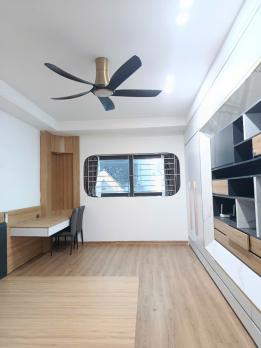 Bán nhà đường Bùi Xương Trạch, Thanh Xuân, nhà đẹp ở ngay, lô góc, ngõ thông, ba gác đỗ cửa