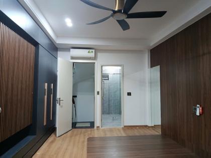 Bán nhà đường Bùi Xương Trạch, Thanh Xuân, nhà đẹp ở ngay, lô góc, ngõ thông, ba gác đỗ cửa