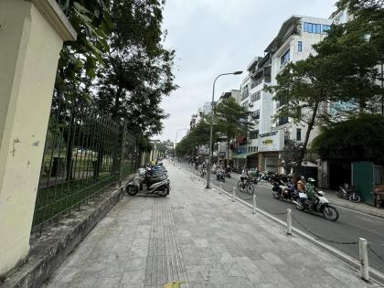 Bán Nhà Mặt Phố Quận Hai Bà Trưng 55m2-6T VIEW HÔ 2 THOÁNG 35 Tỷ Nguyễn Đình Chiểu.