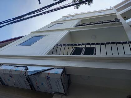 Bán nhà 5 tầng Trạm Trôi, Hoài Đức S 46m2. Giá: 5,15 tỷ