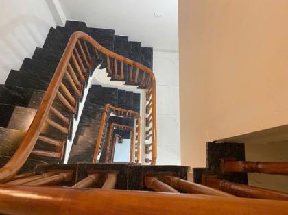 Bán nhà 5 tầng Trạm Trôi, Hoài Đức S 46m2. Giá: 5,15 tỷ